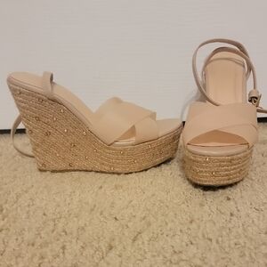Chic Beige Wedge Sandals